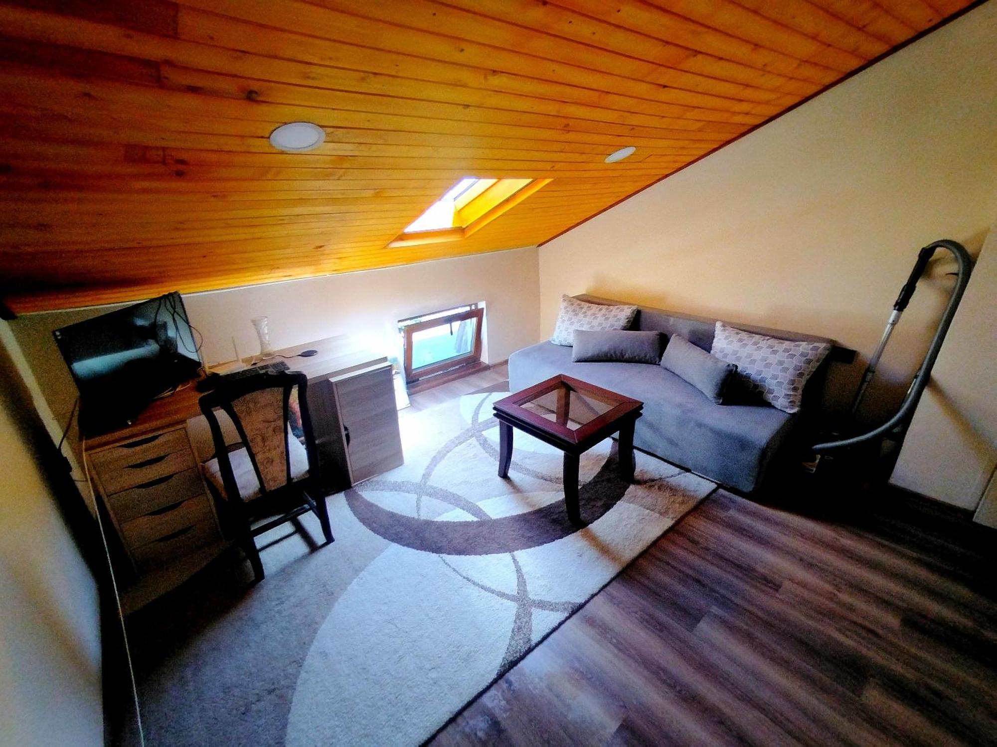 Low Budget Apartment With Breakfast #3 Varna Exteriör bild
